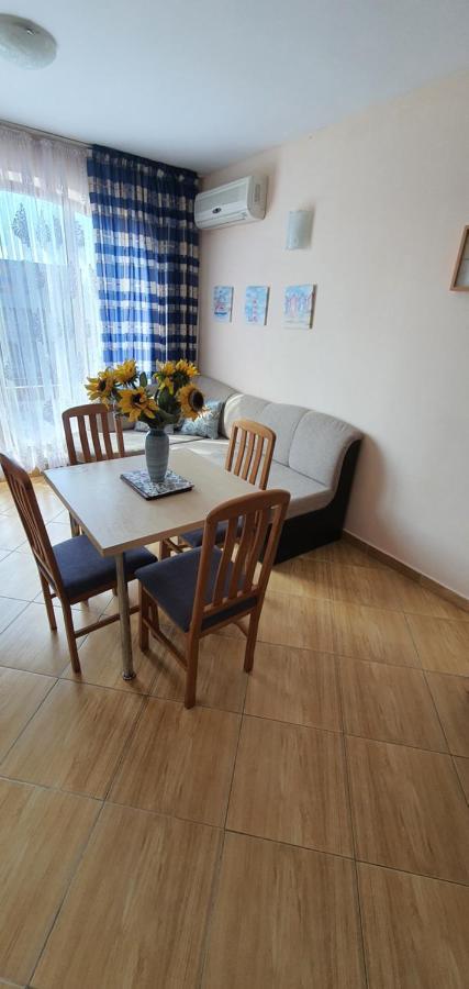 Golden Dreams Apartment Napospart Kültér fotó
