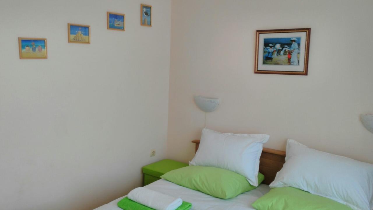 Golden Dreams Apartment Napospart Kültér fotó