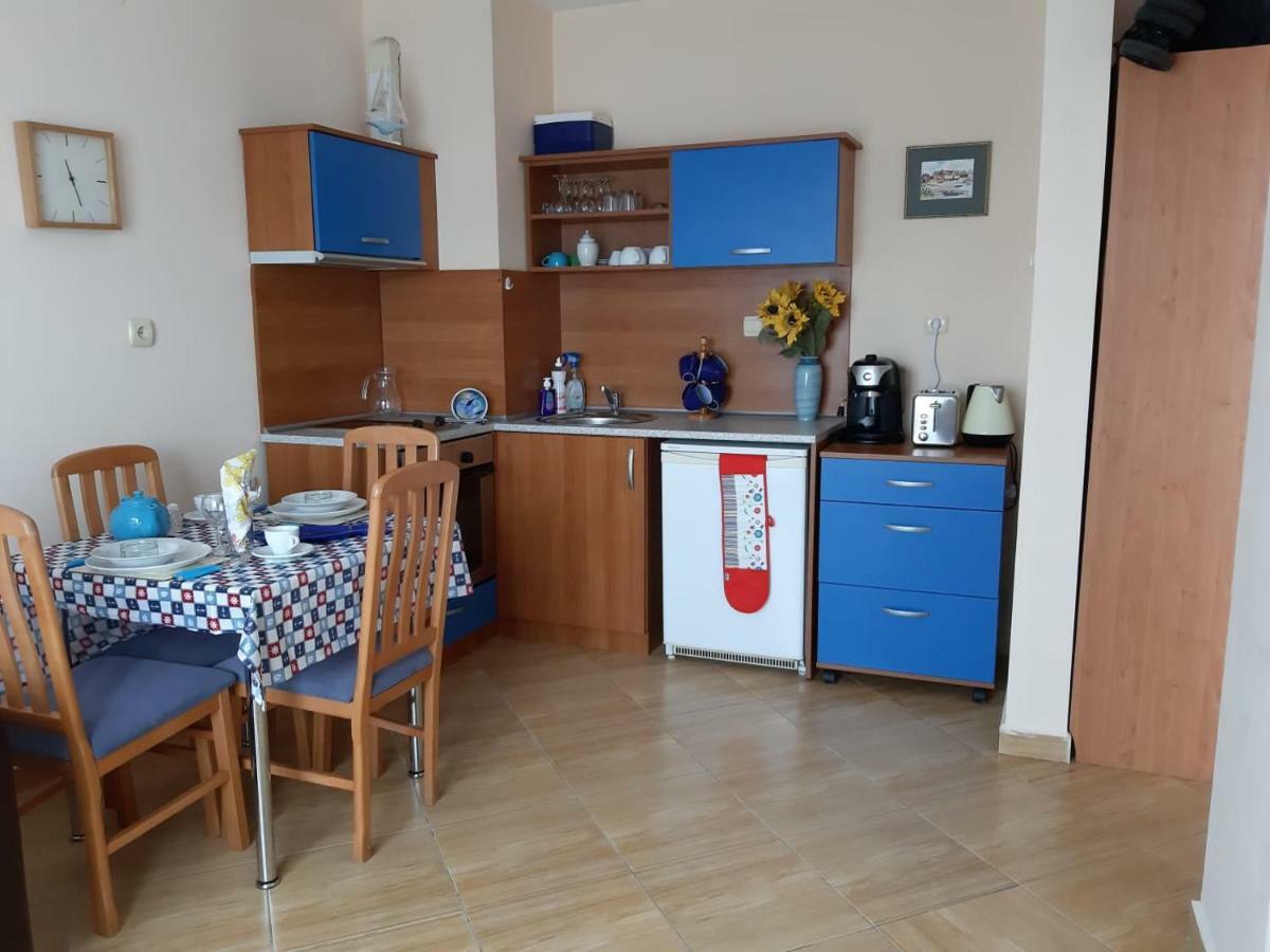 Golden Dreams Apartment Napospart Kültér fotó